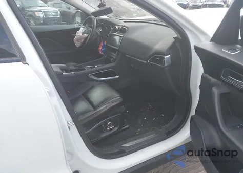 2019 Jaguar F-Pace 25T Prestige/30T Prestige из США, поврежденный, VIN SADCK2GX0KA616269